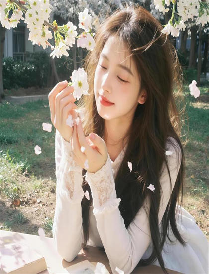 初次与老师在微信打招呼话语_天美传媒免费入口网址_成全高清完整免费观看电视剧狂飙